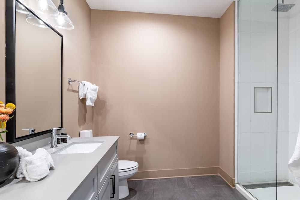 Magnolia #6 - Image 20