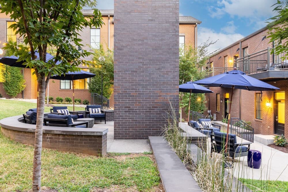 Magnolia #9 - Image 31