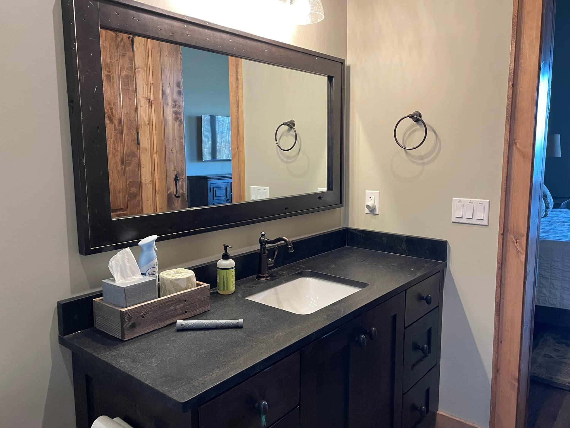 Phoenix Home - Image 28