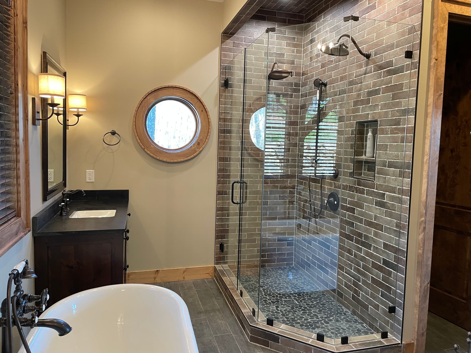 Phoenix Home - Image 40