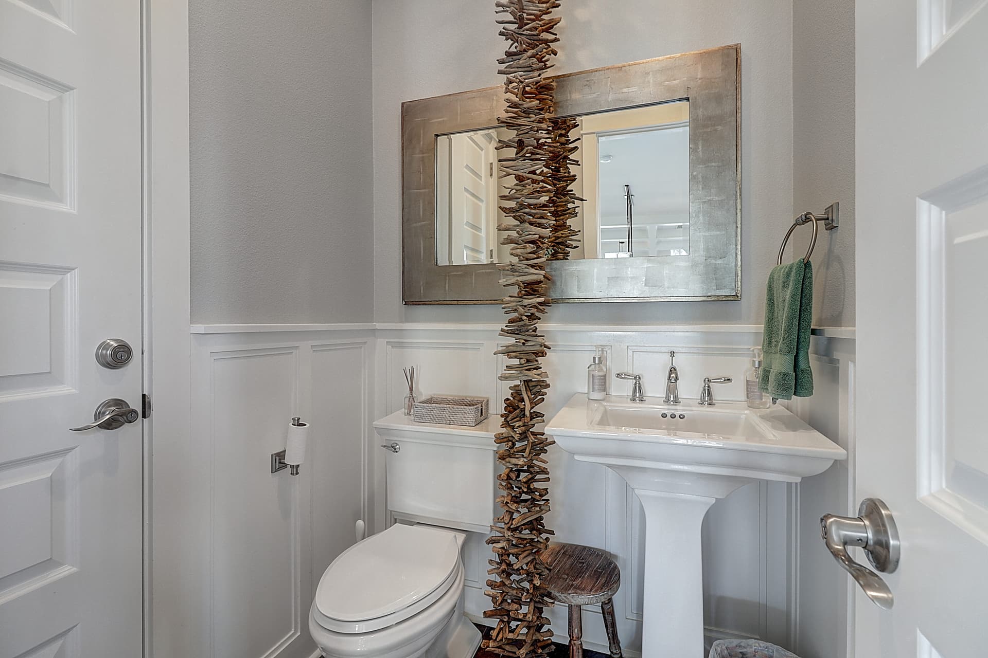 Reel Deal - Image 33