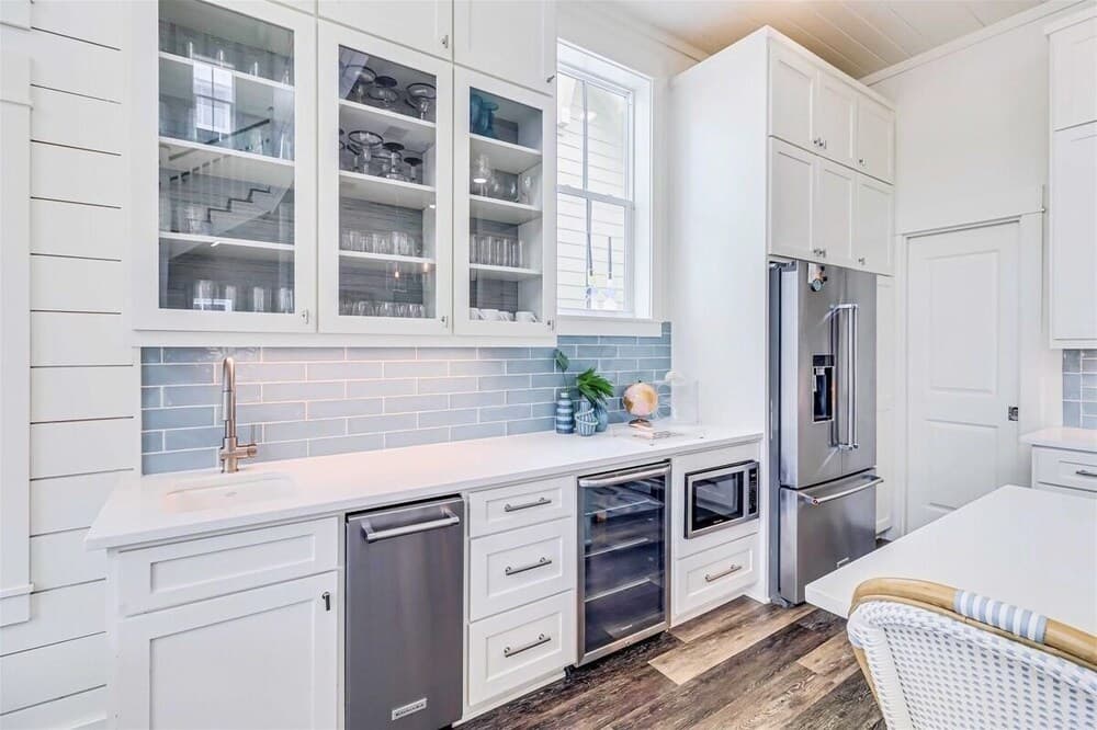 Rendezvous #310 - Image 9