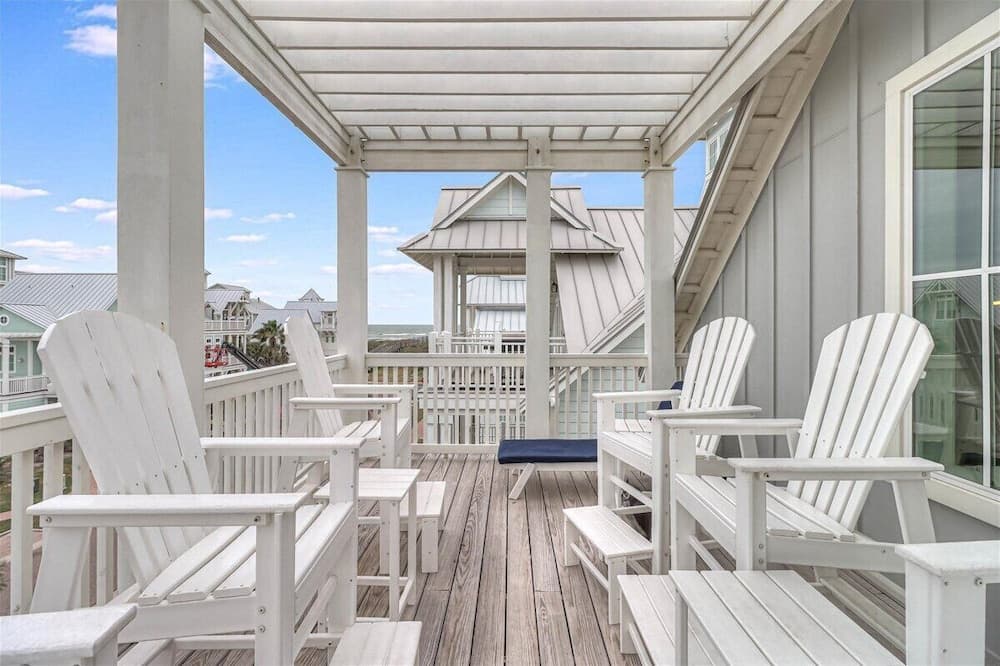 Rendezvous #310 - Image 14