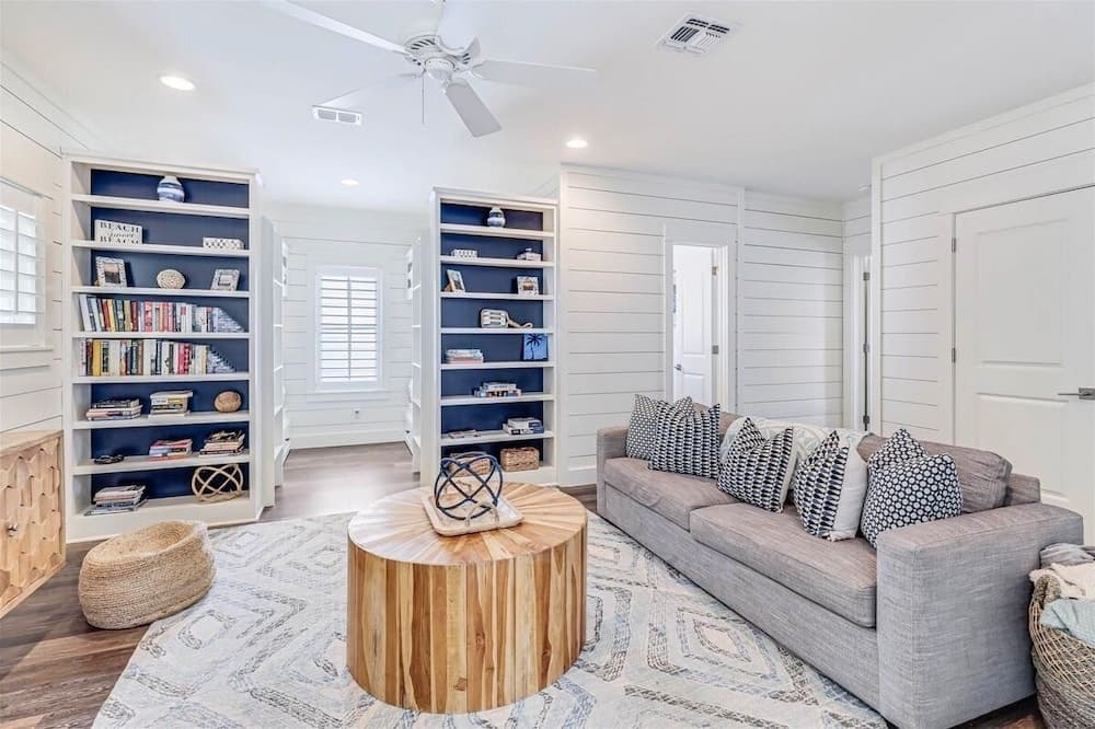 Rendezvous #310 - Image 29