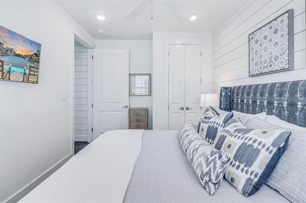 Rendezvous #310 - Image 47