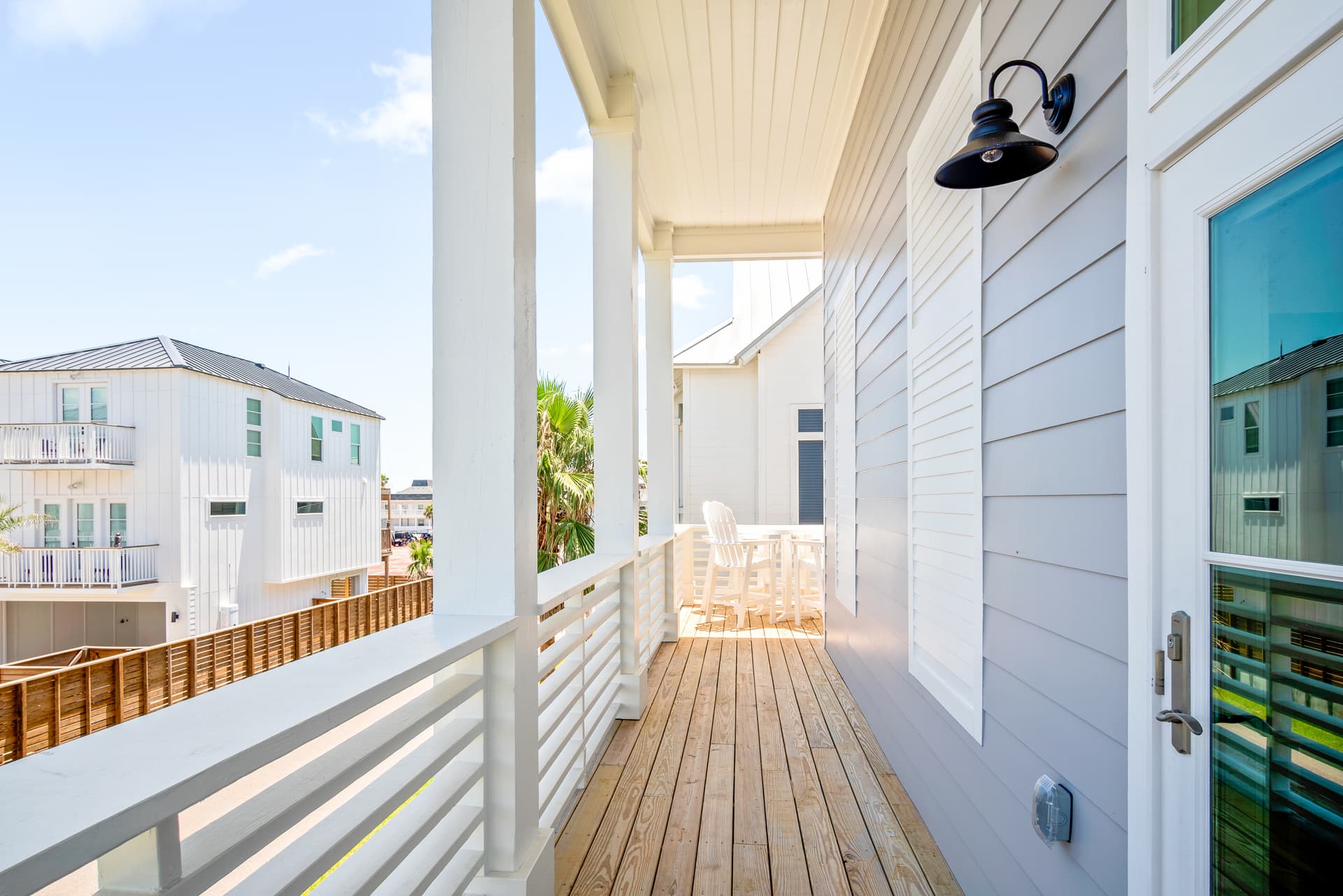 Salty Seahorse - Image 36