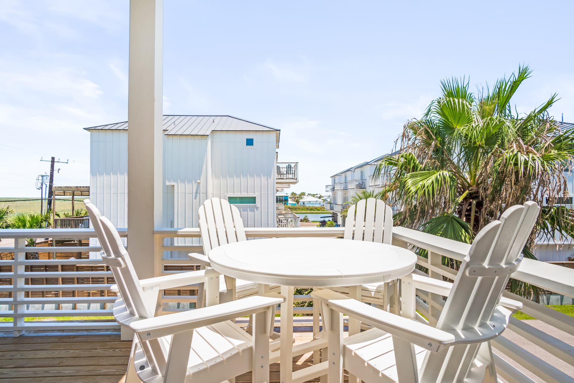 Salty Seahorse - Image 37