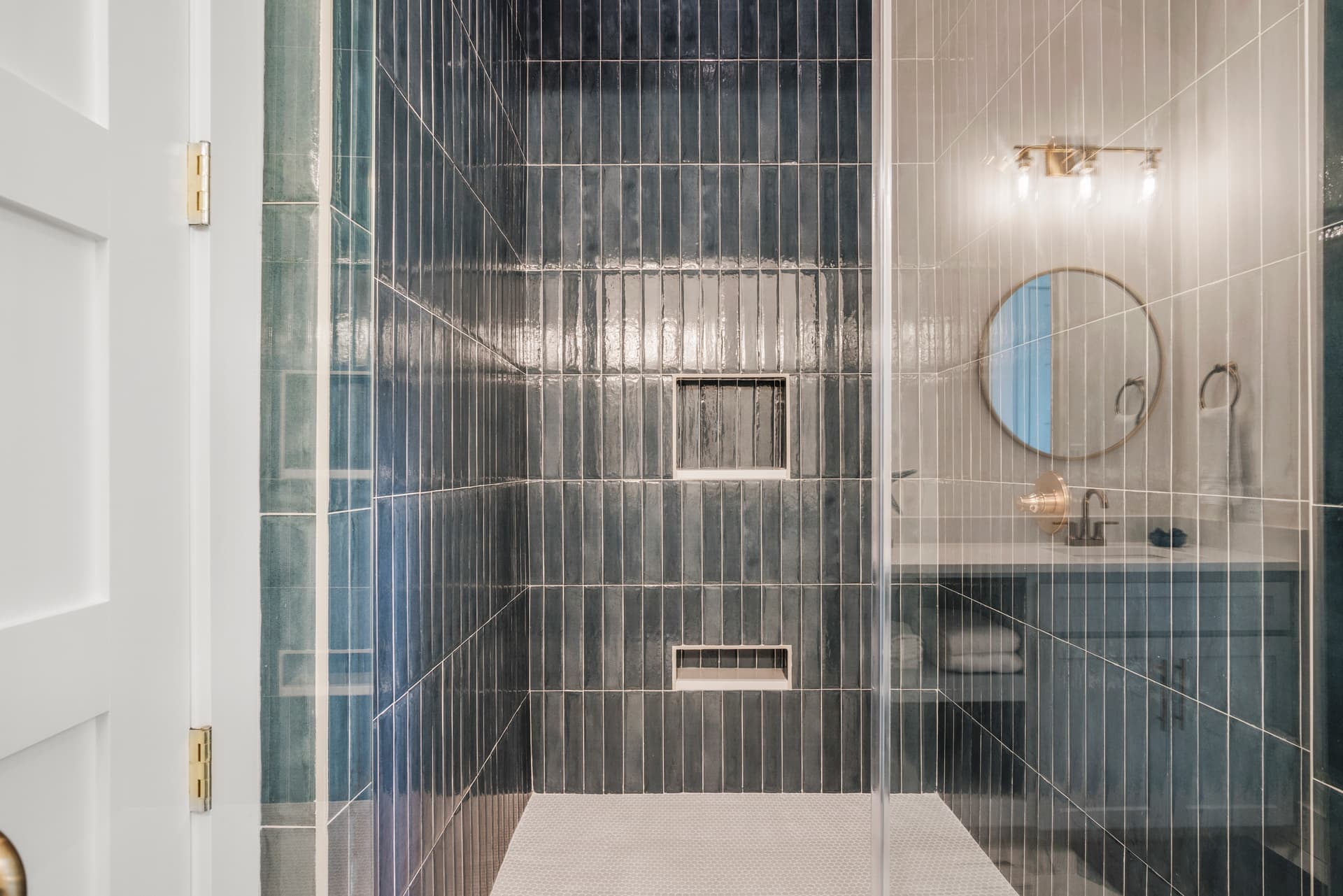 Salty Seahorse - Image 33