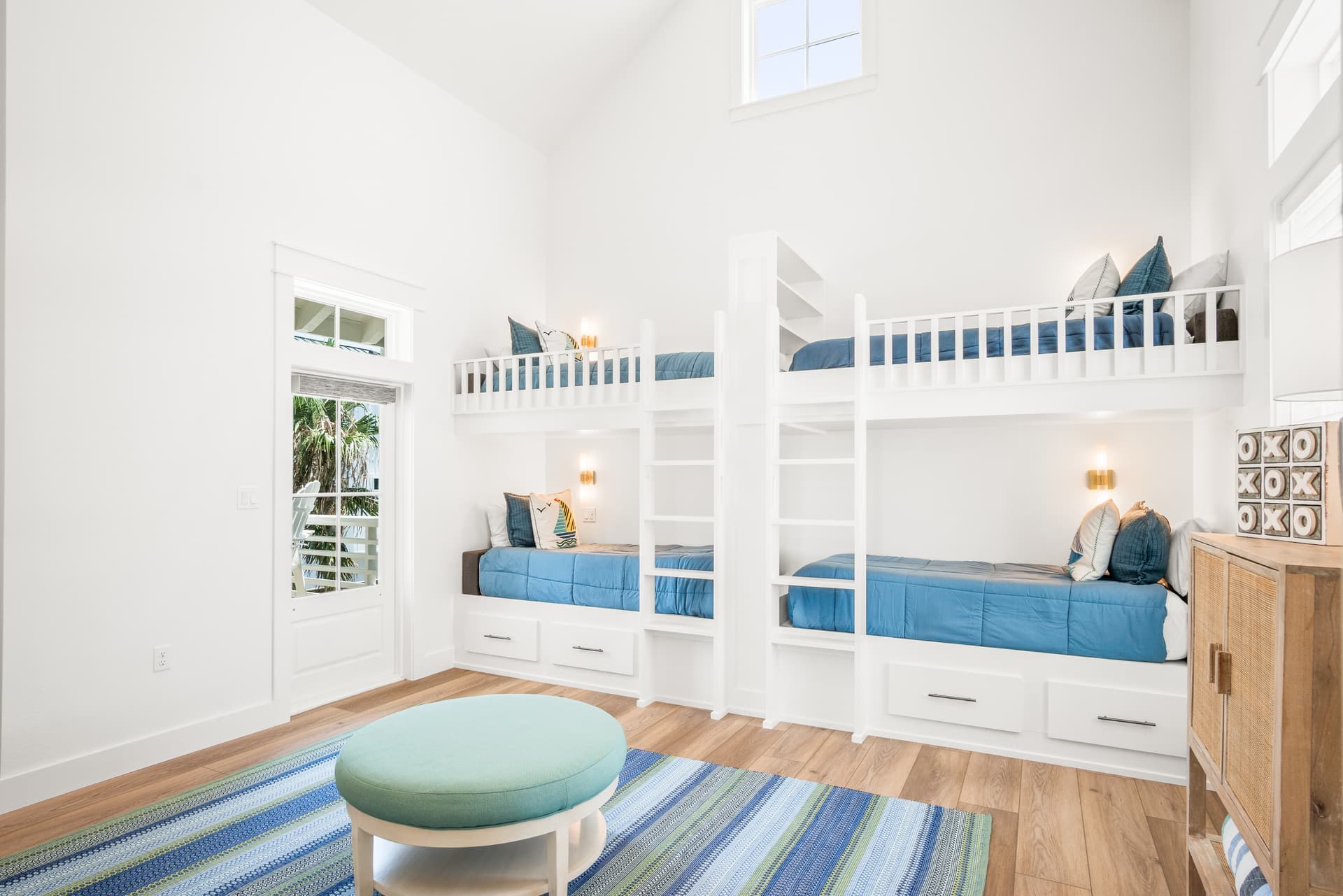 Salty Seahorse - Image 25