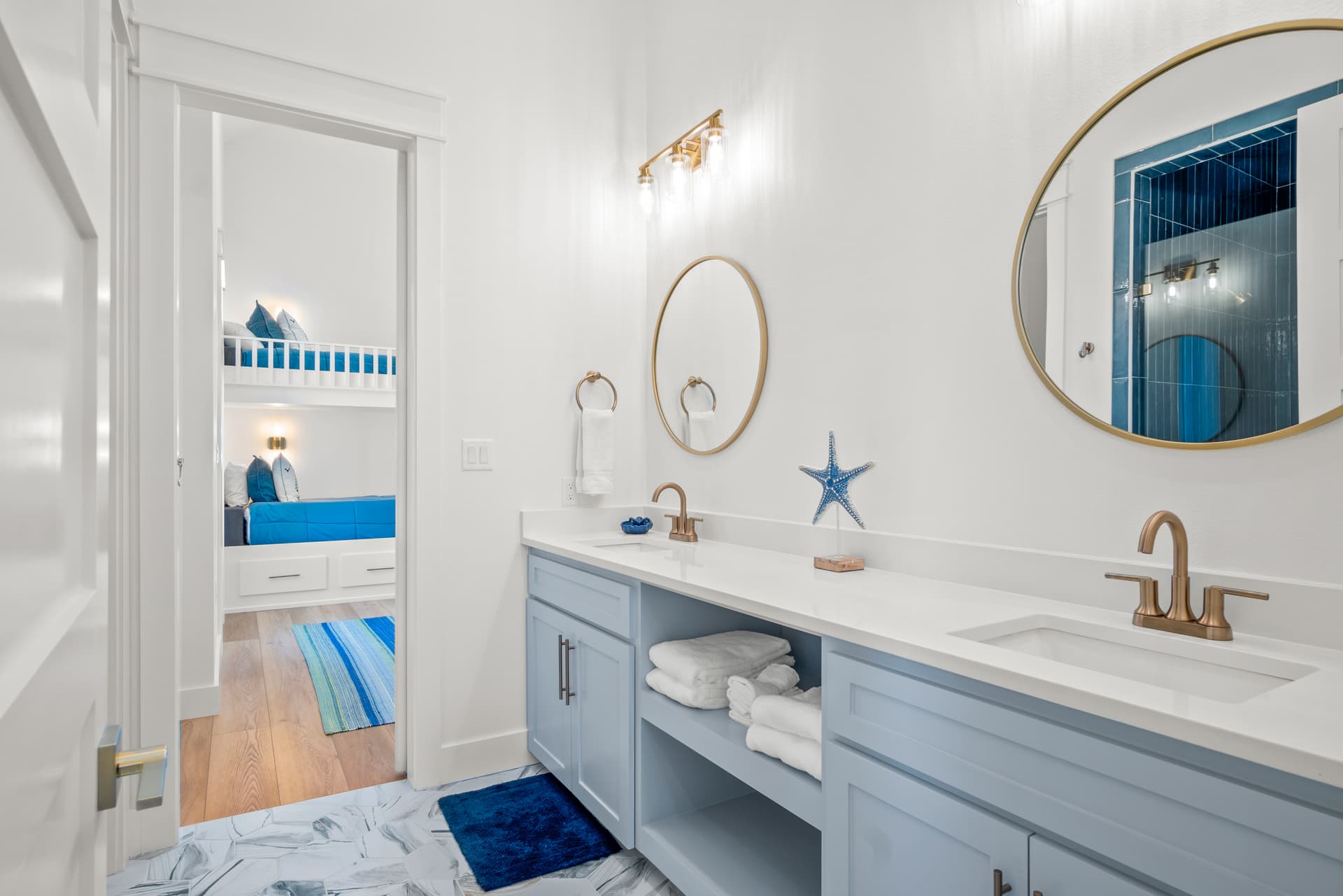 Salty Seahorse - Image 34