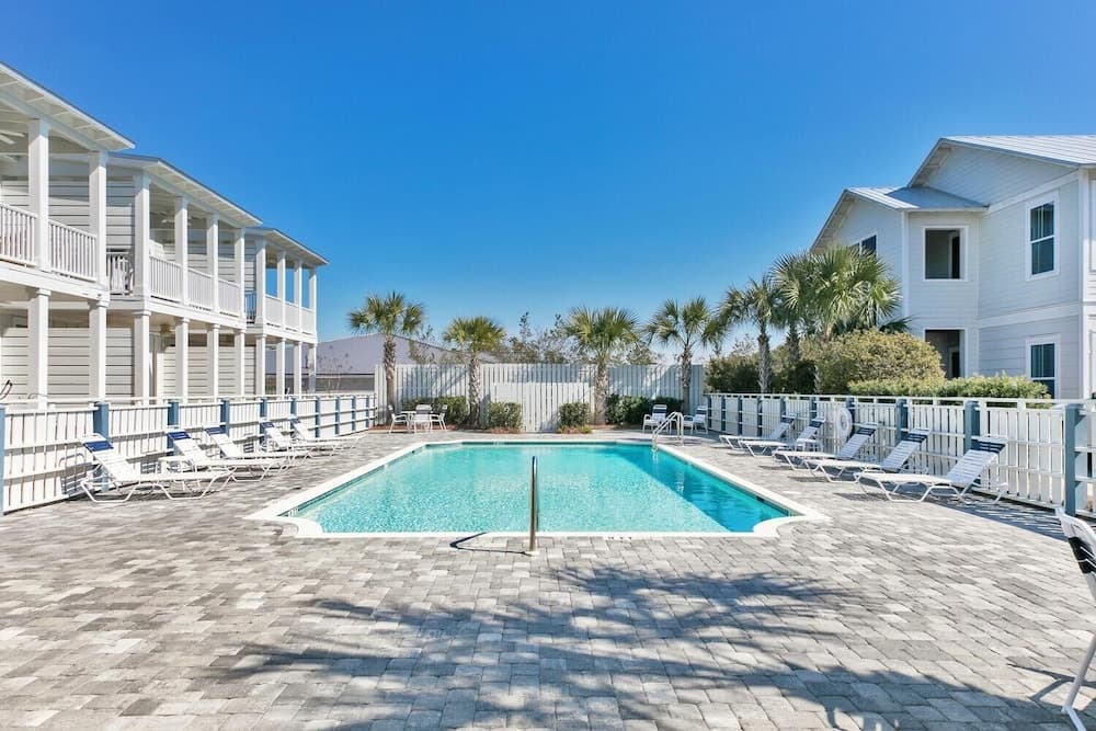 Sea Turtle House - Image 3