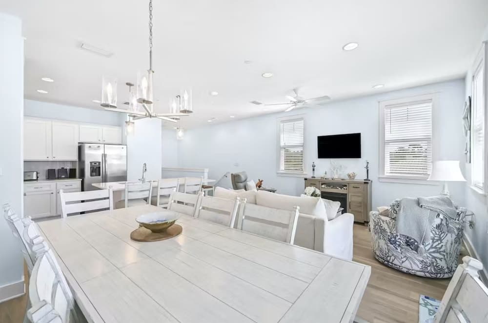 Sea Turtle House - Image 20