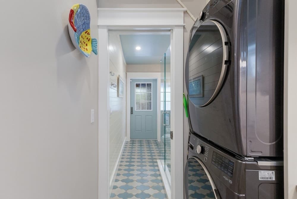 Shady Mermaid - Image 30