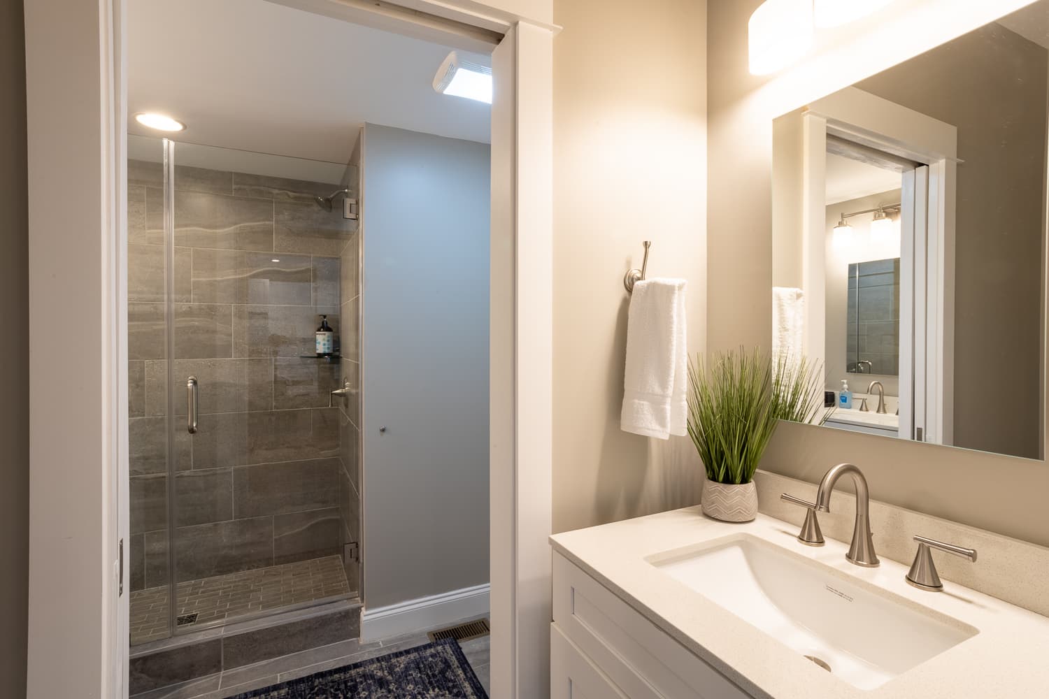 Sunny Side House - Image 5