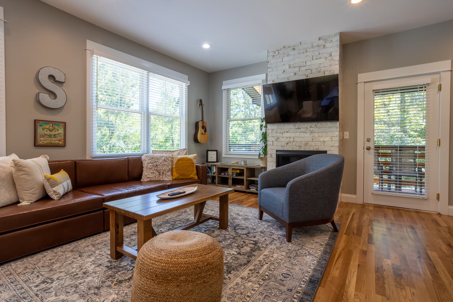 Sunny Side House - Image 36