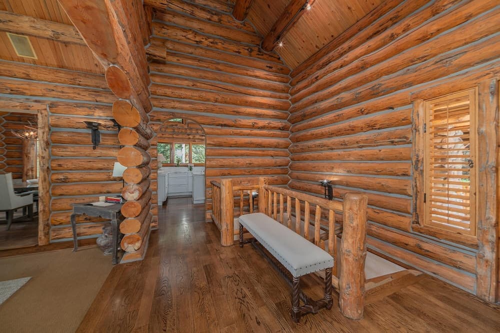 Touchstone Chalet - Image 12