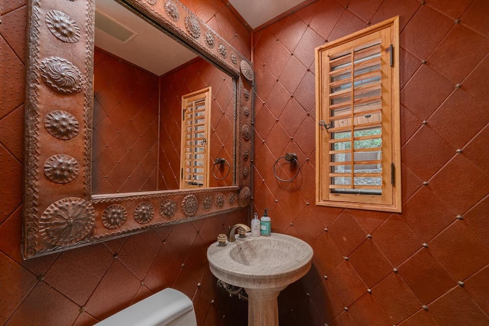 Touchstone Chalet - Image 13