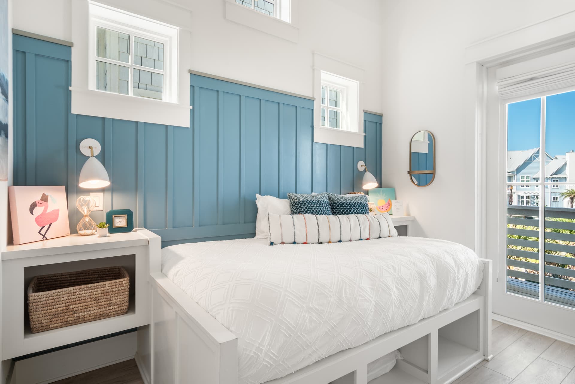 Violet Palm - Image 13