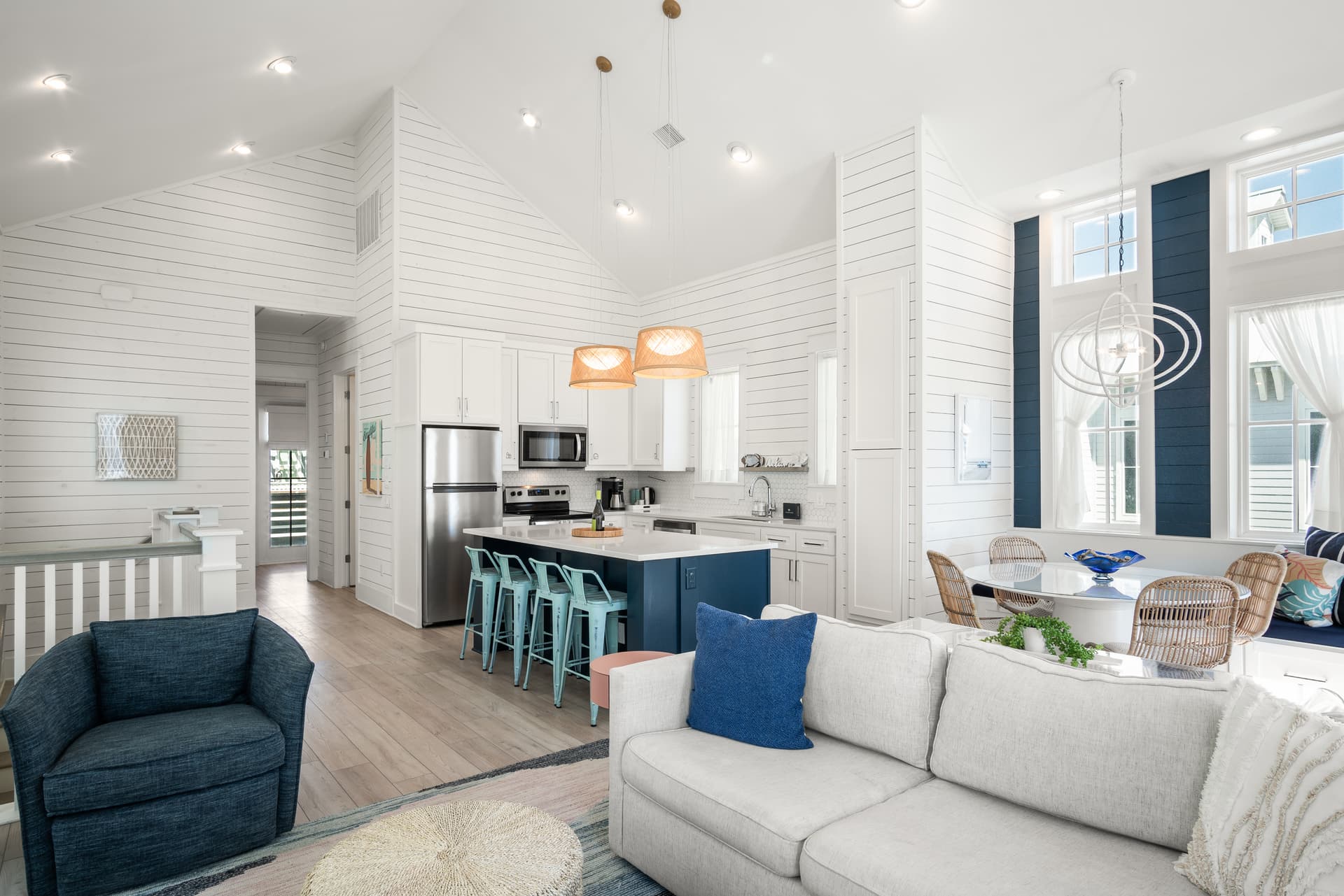 Violet Palm - Image 3