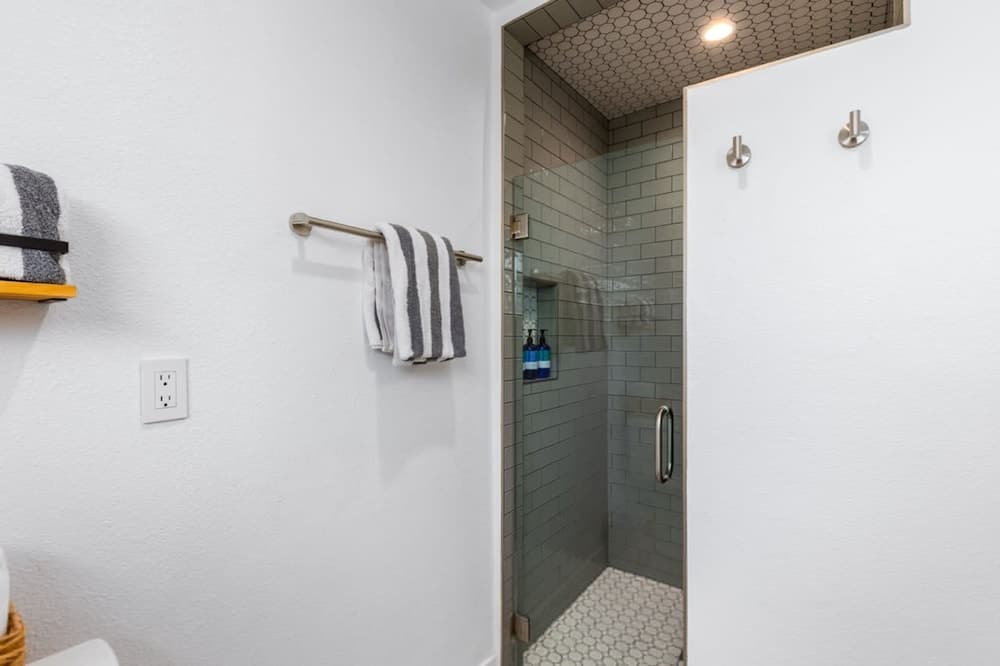 Yucca Hotel Buyout - Image 48