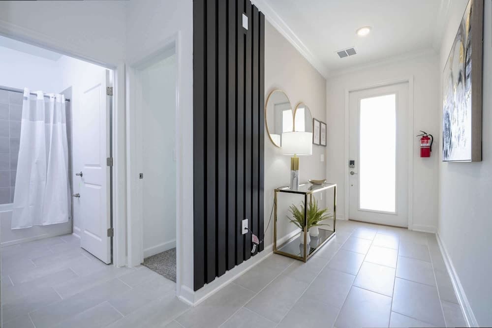 Family Canvas - Image 18