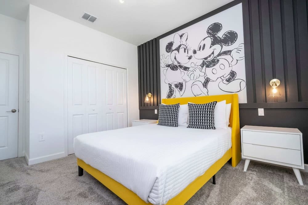 Family Canvas - Image 8