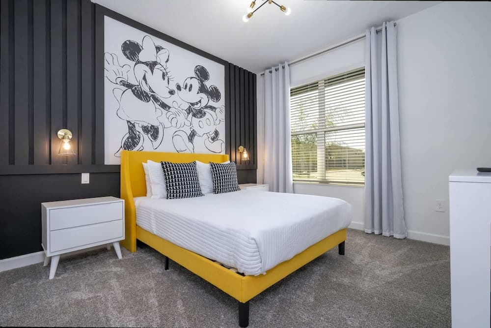 Family Canvas - Image 9