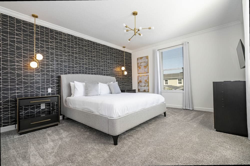 Family Canvas - Image 27