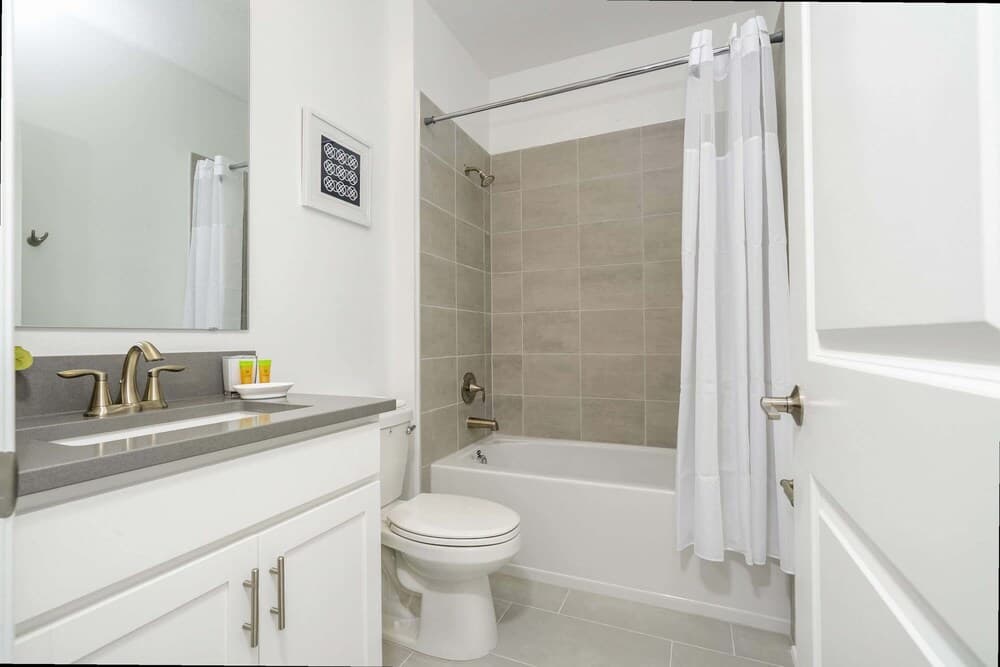 Family Canvas - Image 34