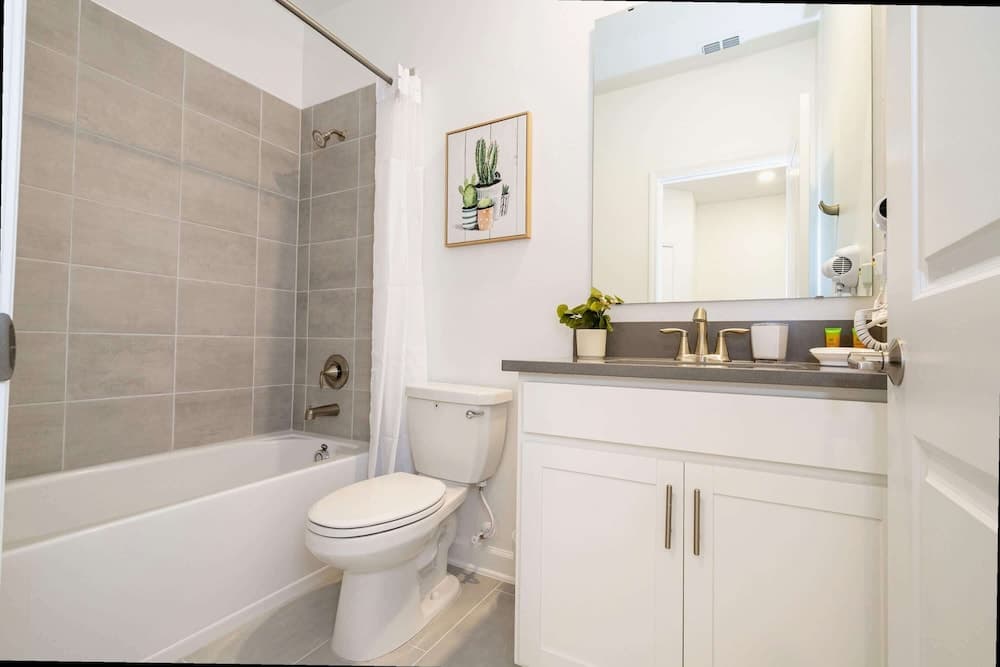 Family Canvas - Image 39