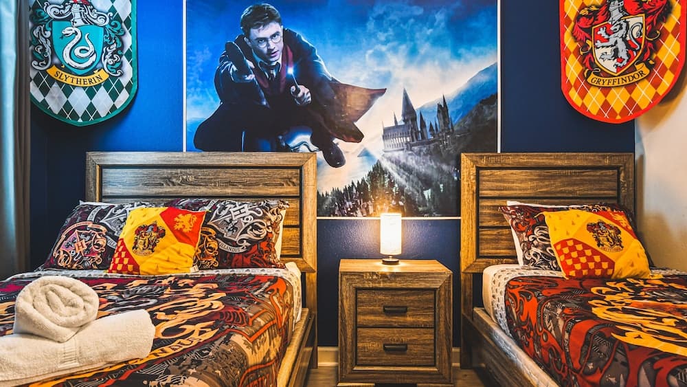 House of Hidden Worlds - Image 8