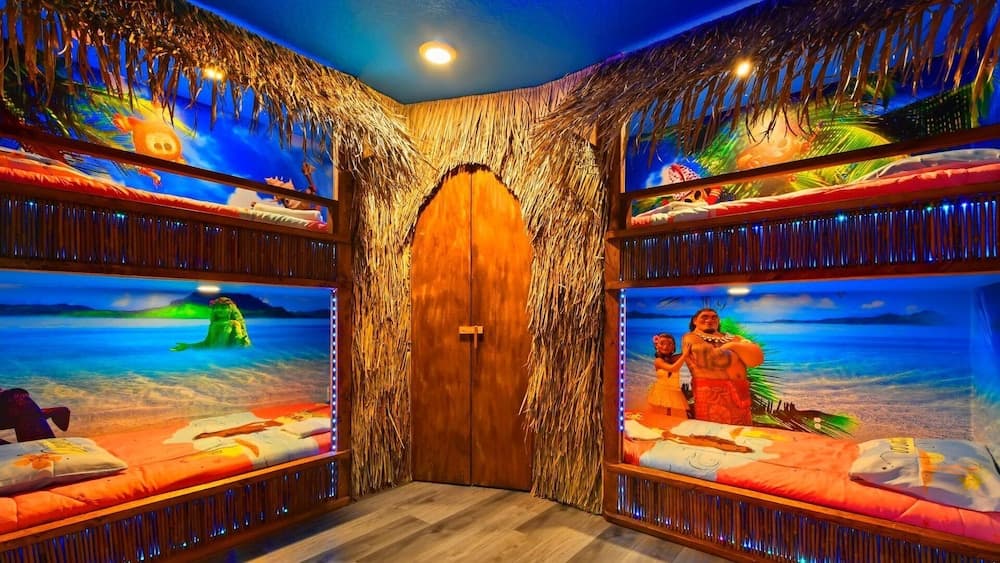 Westside Fashion #2104 - Image 17