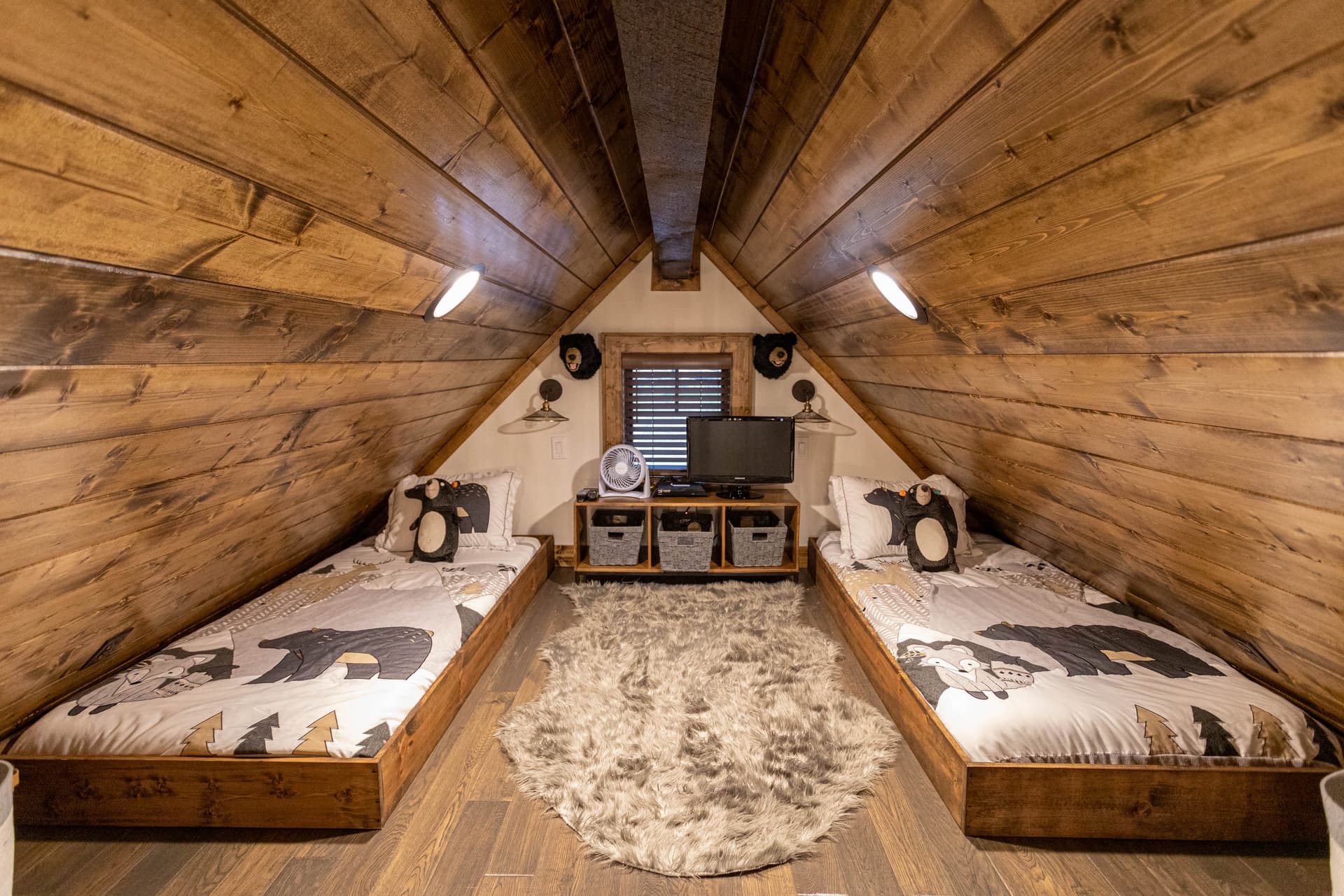 Three Little Bears Home - Image 13