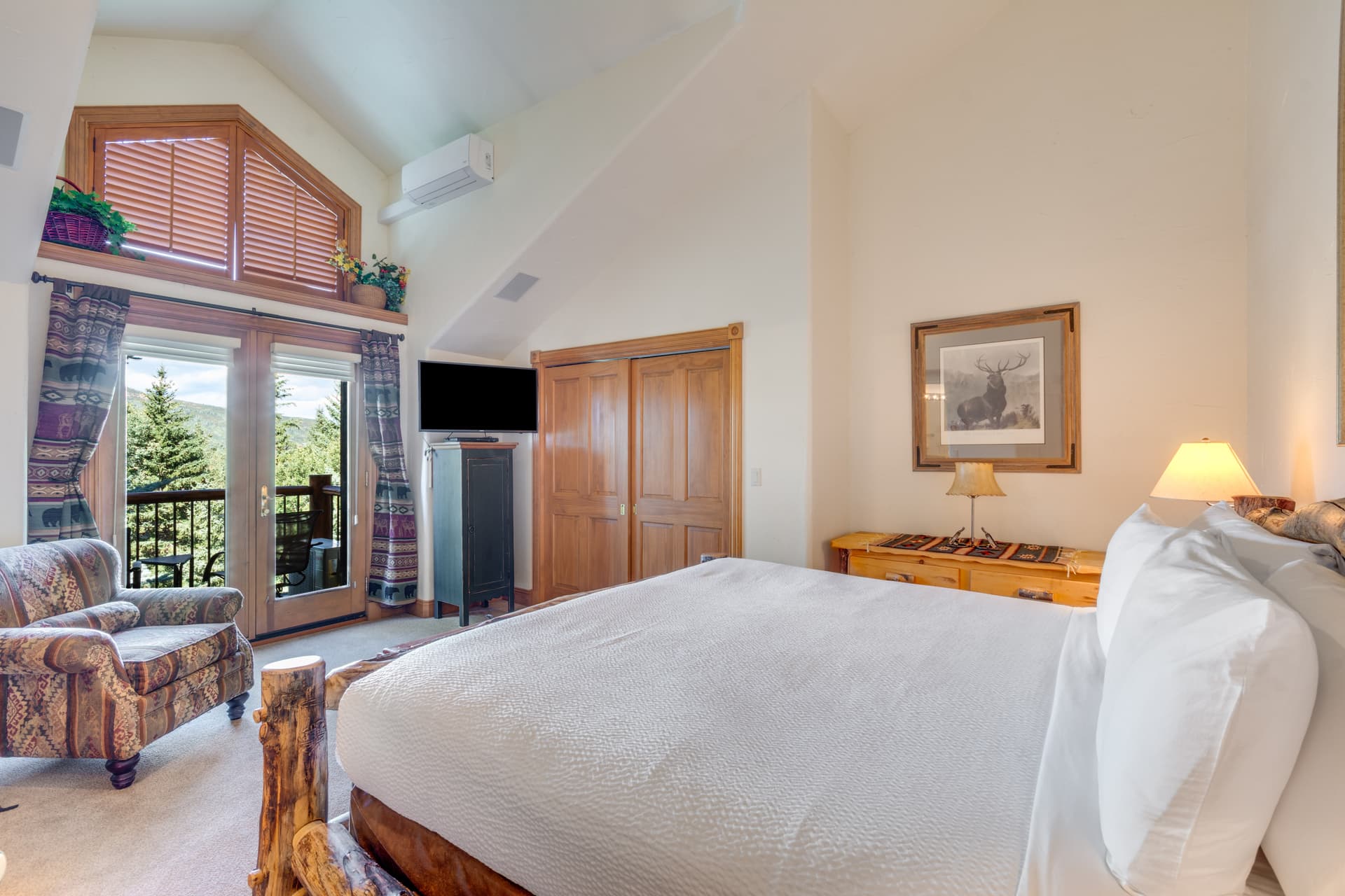 Timber Retreat - Image 12