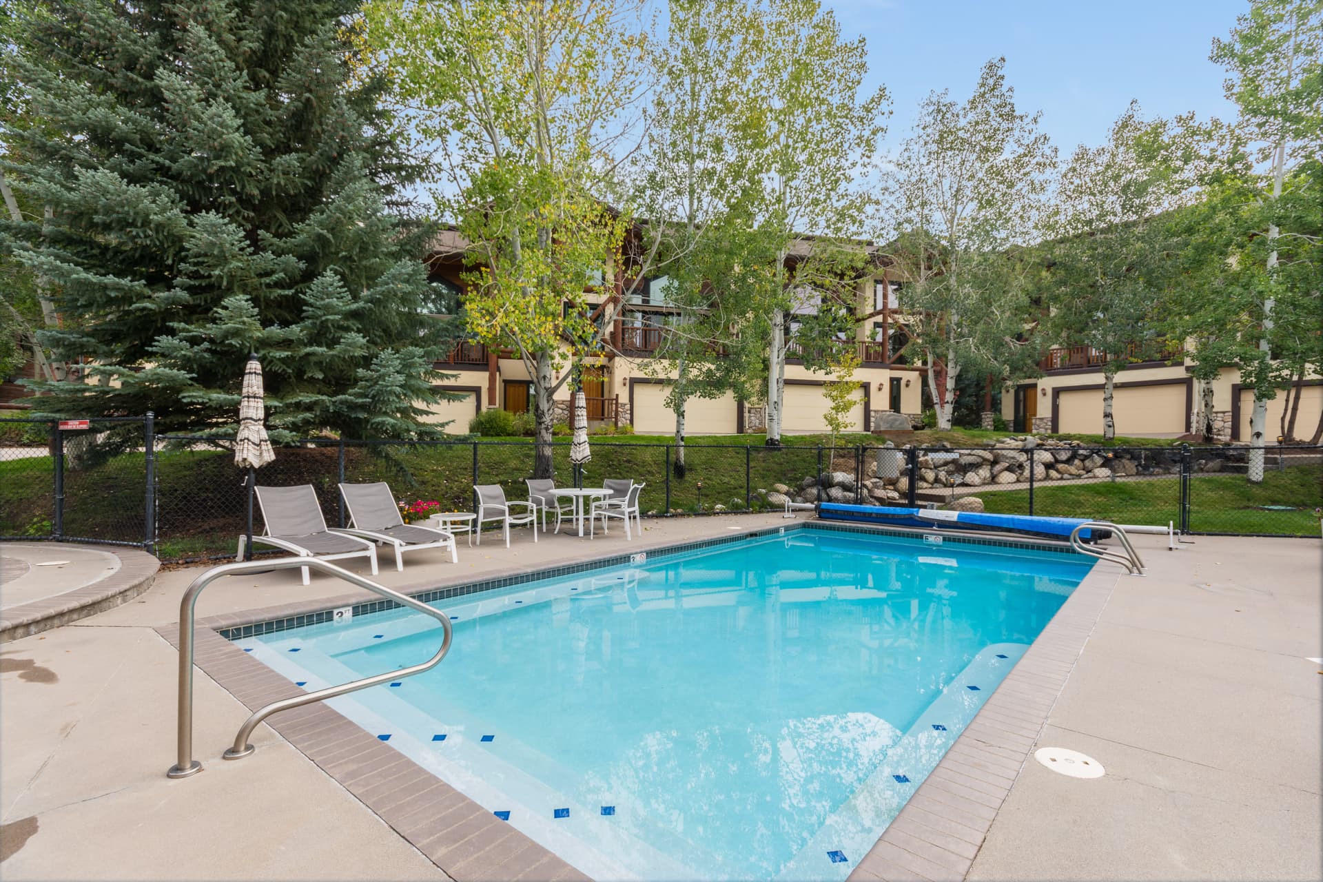 Timber Retreat - Image 35