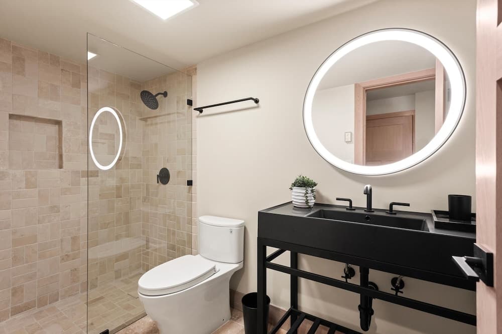 Timberline Lodge - Image 13