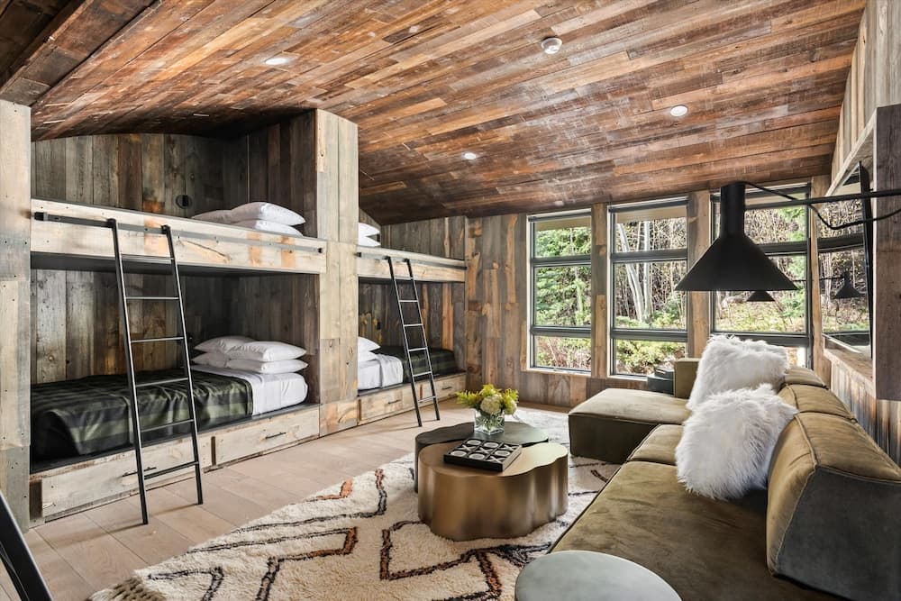 Timberline Lodge - Image 17