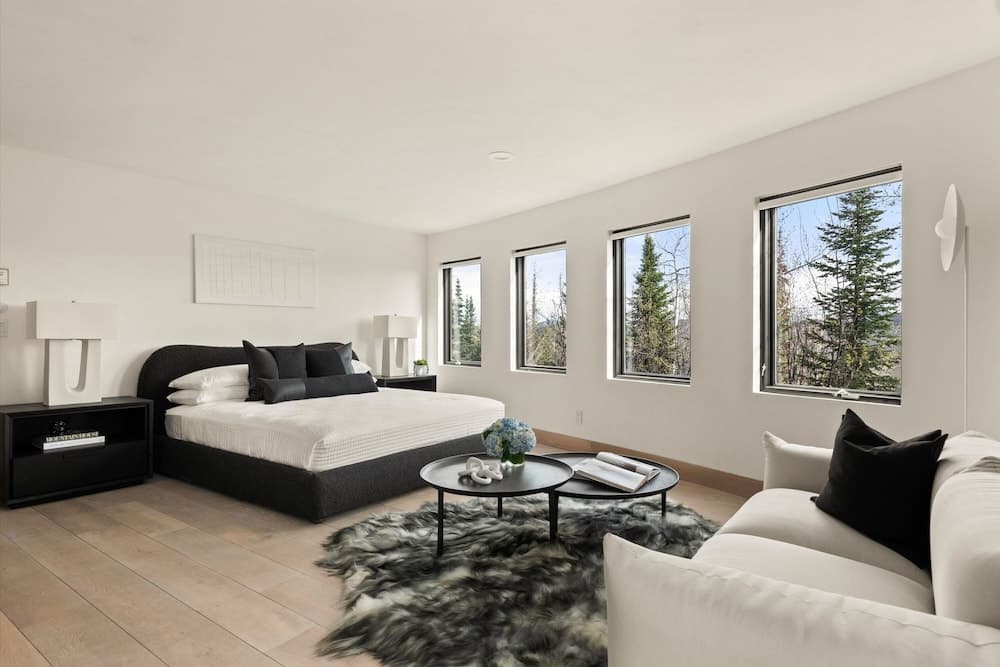 Timberline Lodge - Image 19