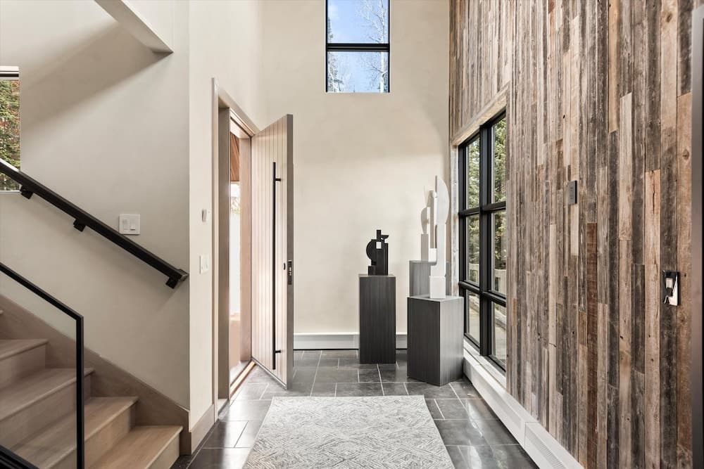 Timberline Lodge - Image 24