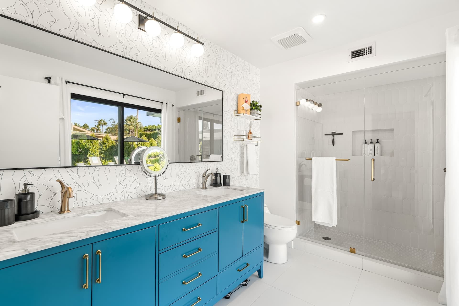 Tipsy Kitten Guest House - Image 23