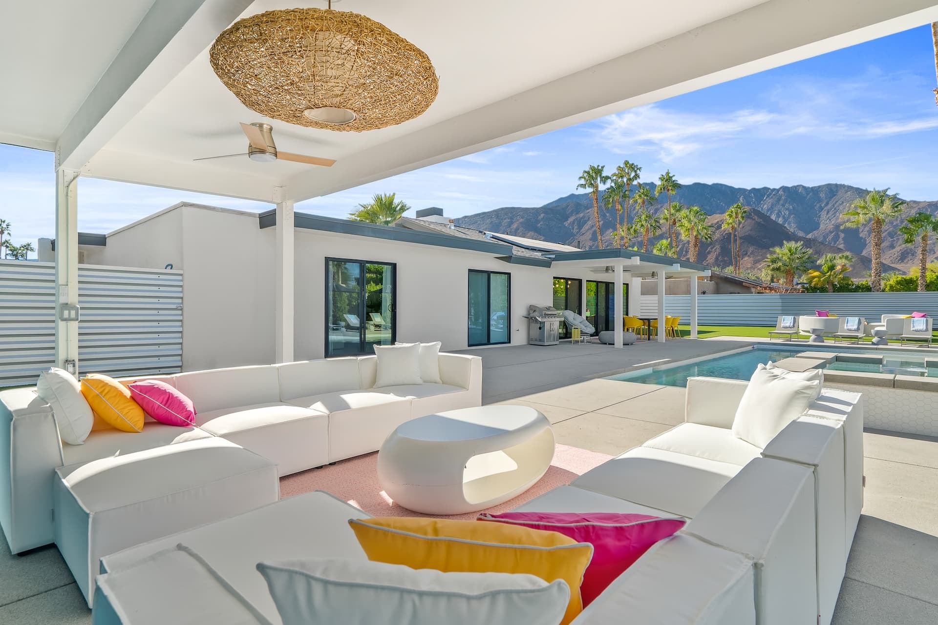 Tipsy Kitten Guest House - Image 41