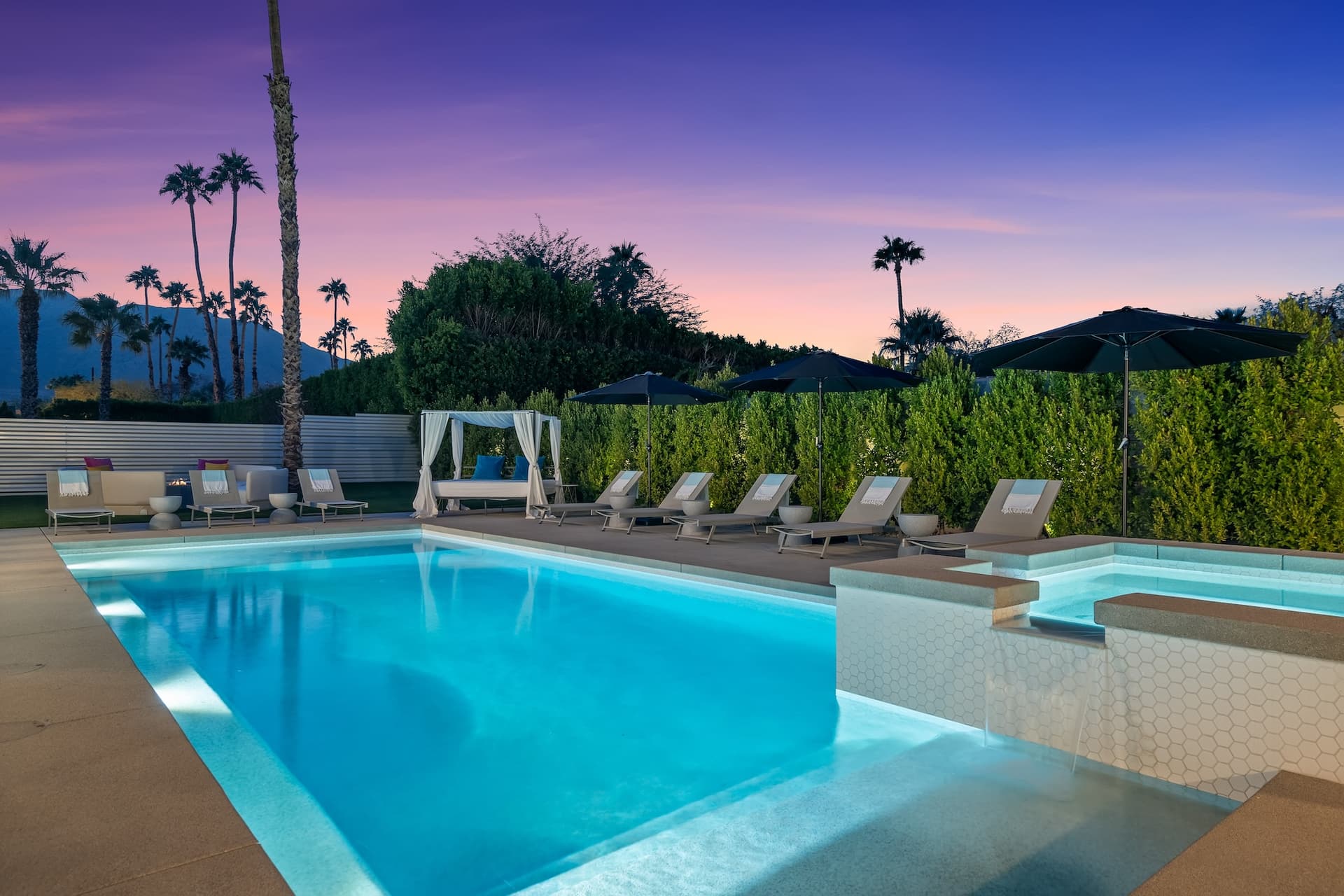 Tipsy Kitten Guest House - Image 30