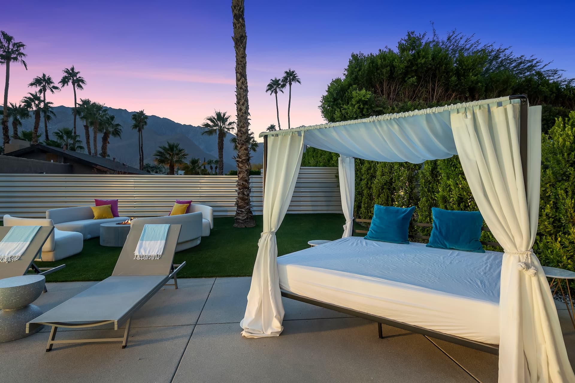 Tipsy Kitten Guest House - Image 44