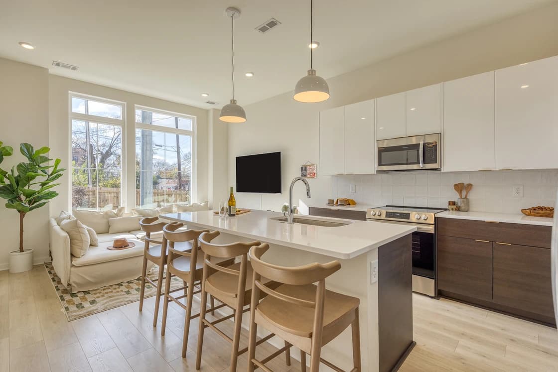 Lischey Nashville Home - Image 4