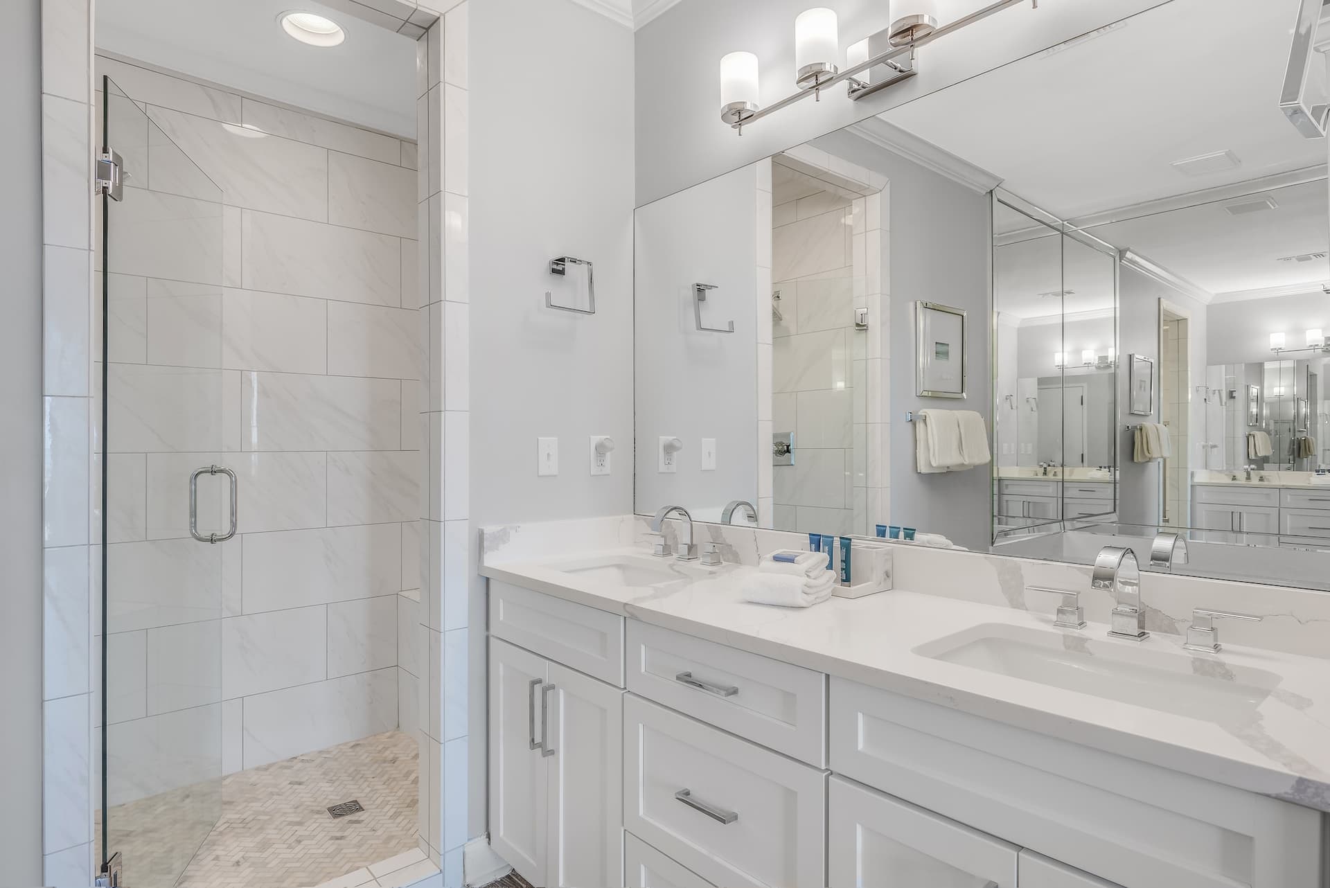 Gulf Breeze Residence - Image 14