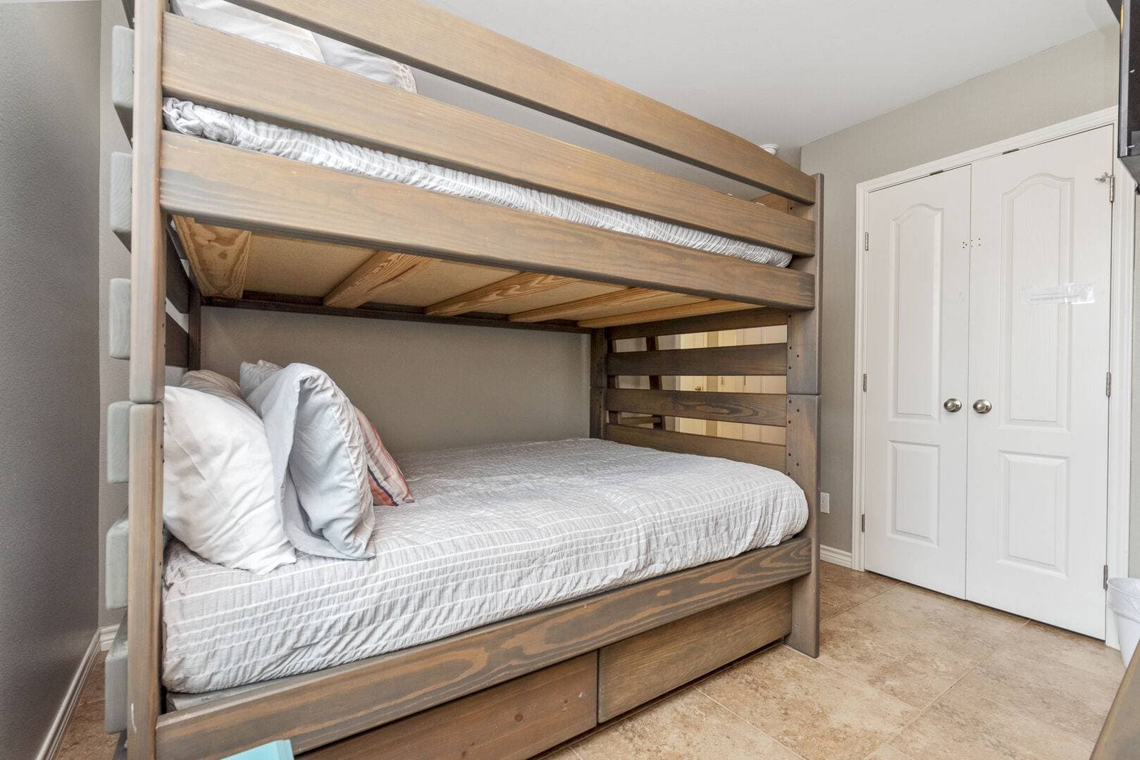 Latitude Adjustment - Image 18