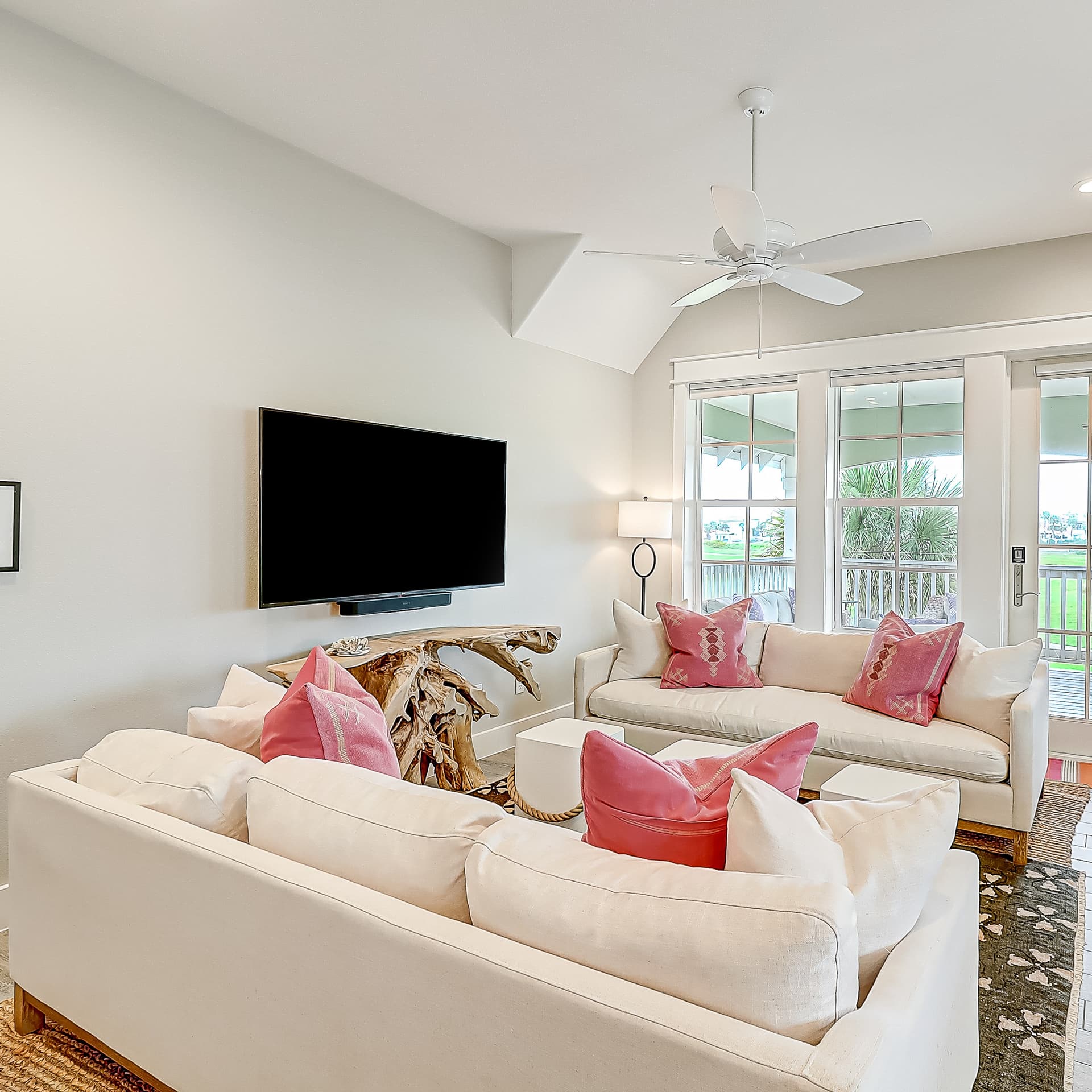 Soñador at Palmilla Beach - Image 1