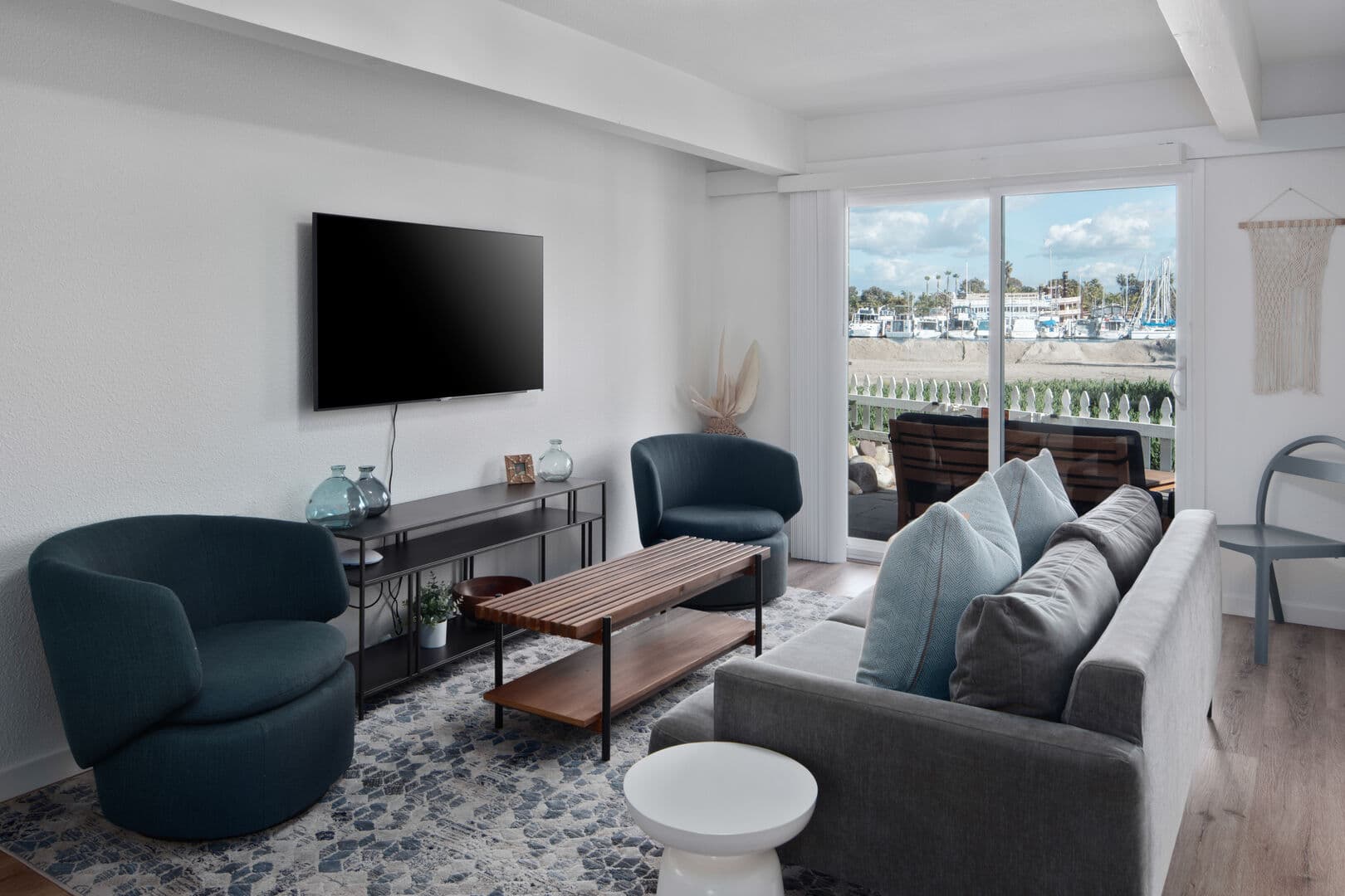 Surf and Bay - Image 1