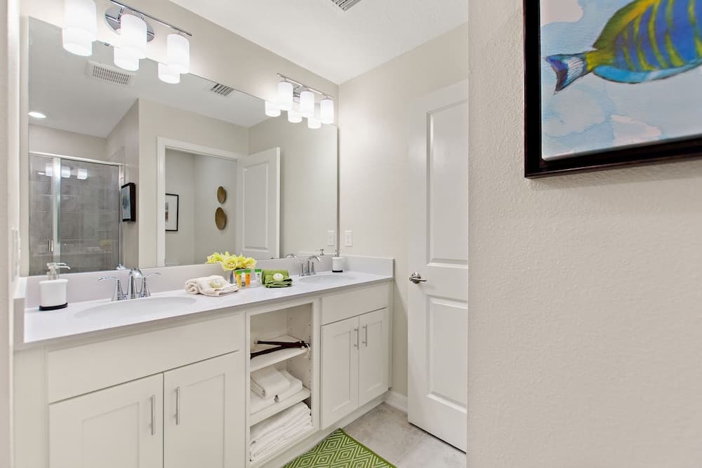 Shine Villa #828 - Image 16