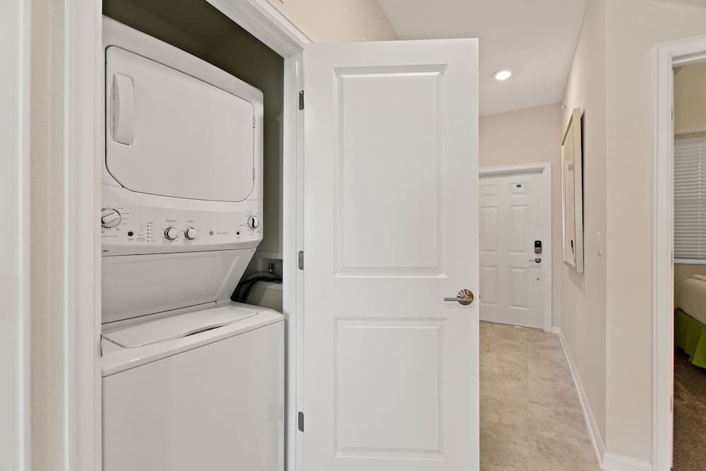 Shine Villa #828 - Image 8